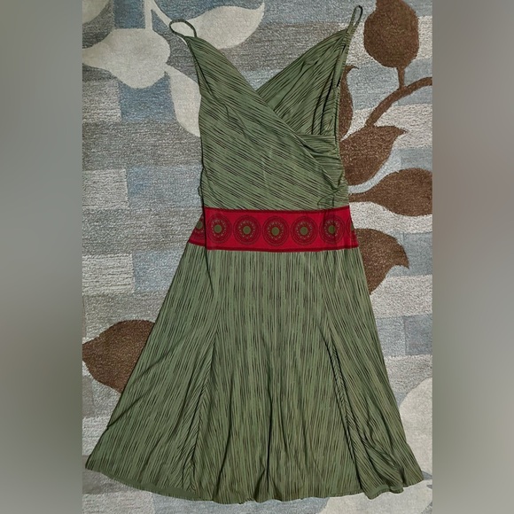 BCBGMaxAzria Sleeveless Strappy Jersey Midi Dress Drapey Bodice Ruched Waist ZP1 - Picture 6 of 7